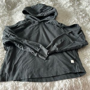 Vuori crop sweatshirt small